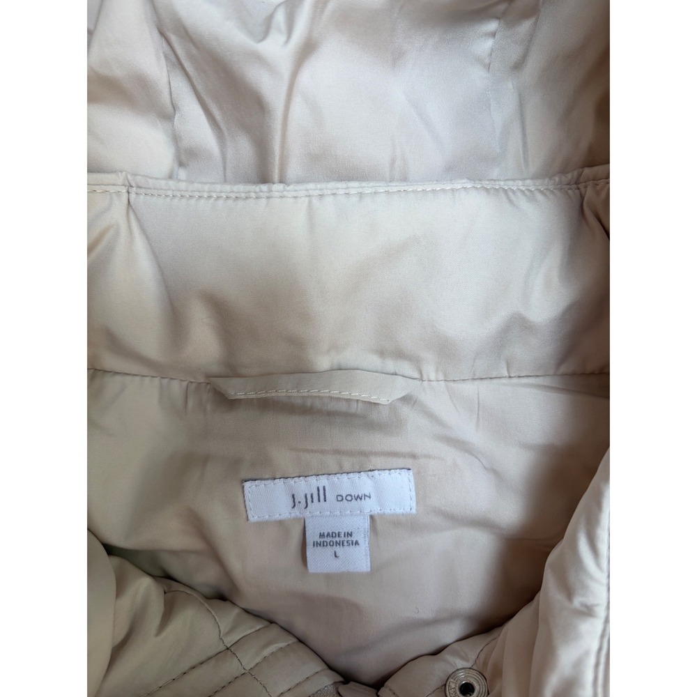 J. Jill Down Puffer Vest Off White Tan Down Filled Hooded Quiet Luxury Gorpcore - Picture 4 of 7